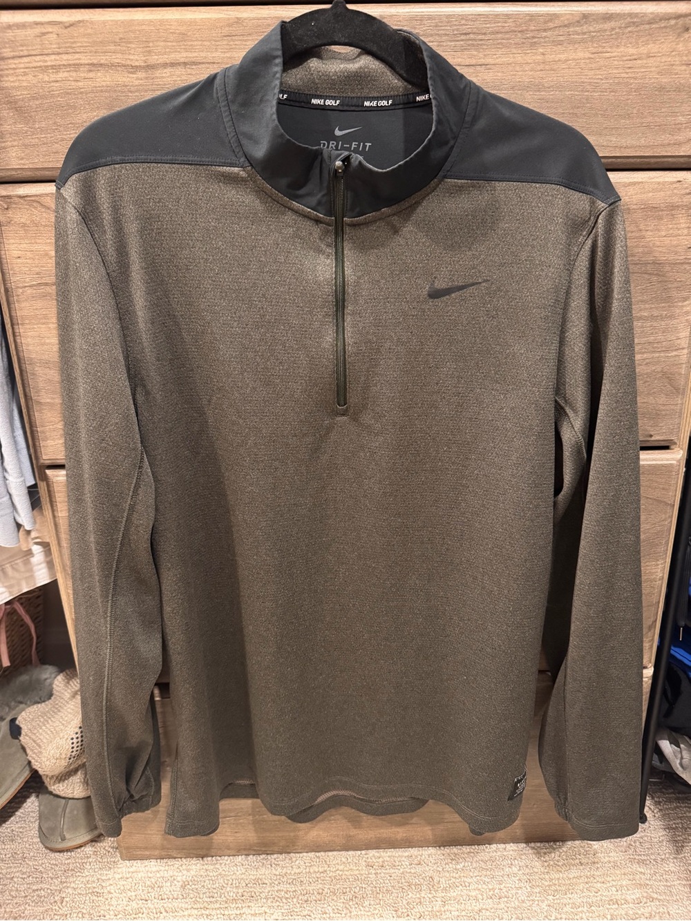 Nike Olive Green & Black Dri-FIT Quarter-Zip Performance Pullover